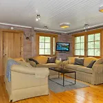 Feriehus Leviitta By Interhome Levi